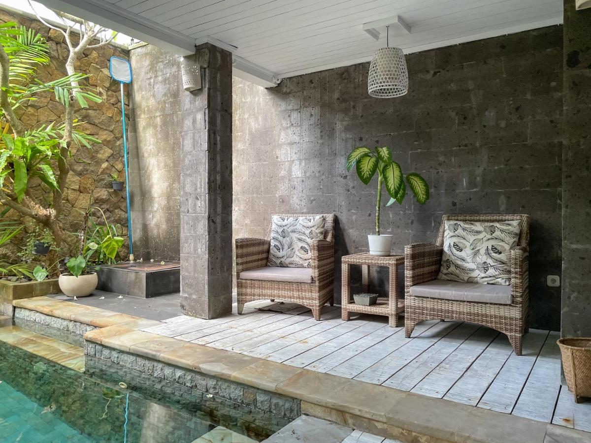 Beach House Canggu - 150M Berawa Beach Extérieur photo